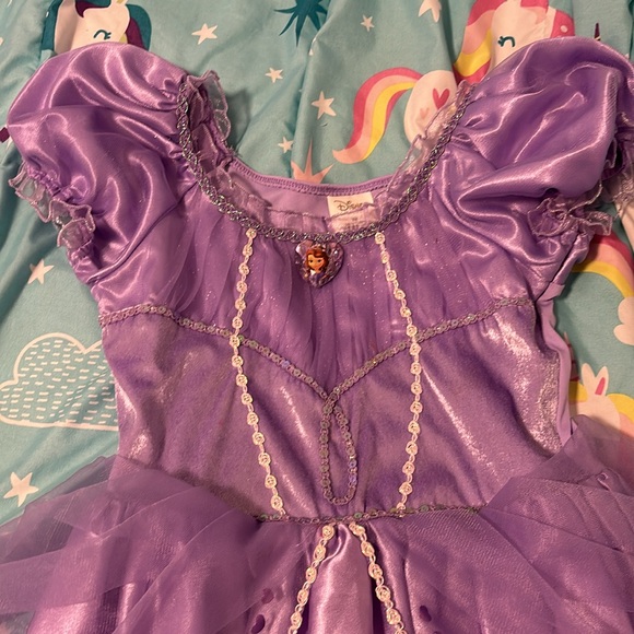 Sophia the First Disney Princess dress. Size 7/8. Full skirt, sparkles, lovely - Picture 2 of 6